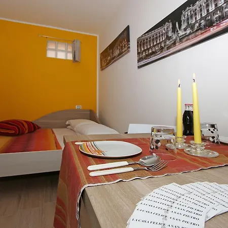 La Casa Felice A San Pietro Bed & Breakfast Rome Room photo
