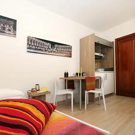 La Casa Felice A San Pietro Bed & Breakfast Rome Exterior photo